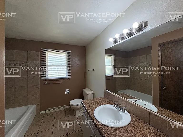 827 Glenpark Dr — Photo 12