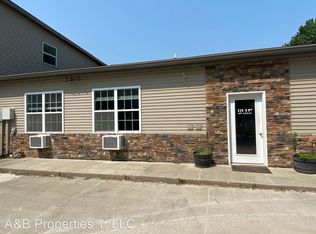 330 S 9th St UNIT F, Quincy, IL 62301