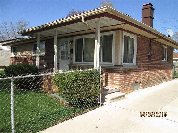 3rd image of 1099 Buick Ave