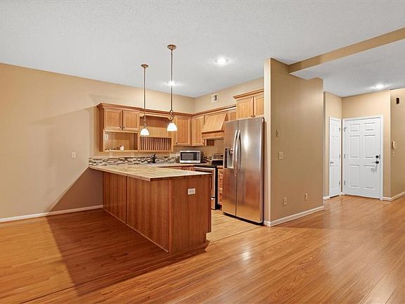 5th image of 7831 W 158th Ct