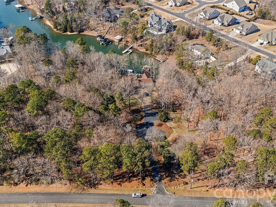 1st image of 16619 Harbor View Rd