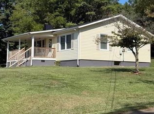 107 Eaton Rd, Mount Airy, NC 27030