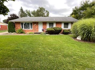 1328 Williamsburg Rd, Flint, MI 48507