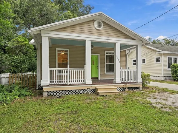 1242 NEW YORK AVENUE, DUNEDIN, FL 34698