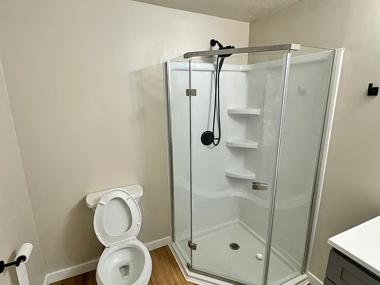 192 Beacon Hill Dr #B — Photo 21