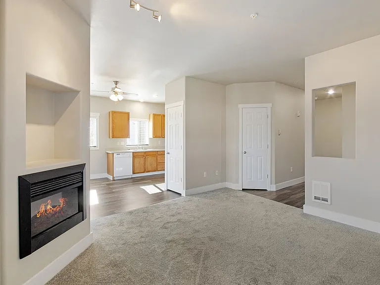 Hearthstone Apartments