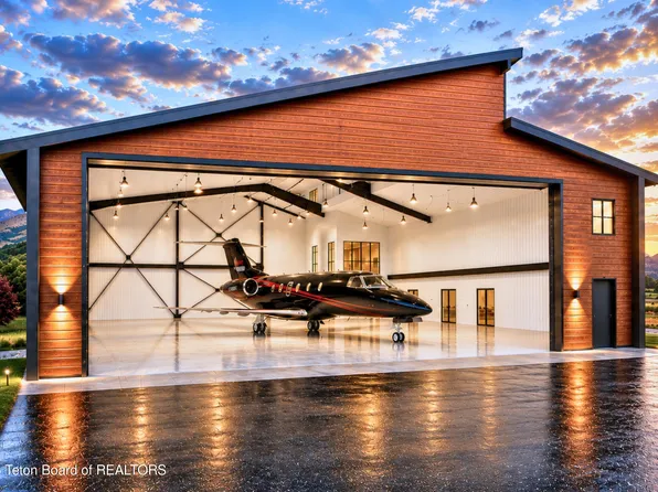 208 Alpine Village Cir, Alpine, WY 83128