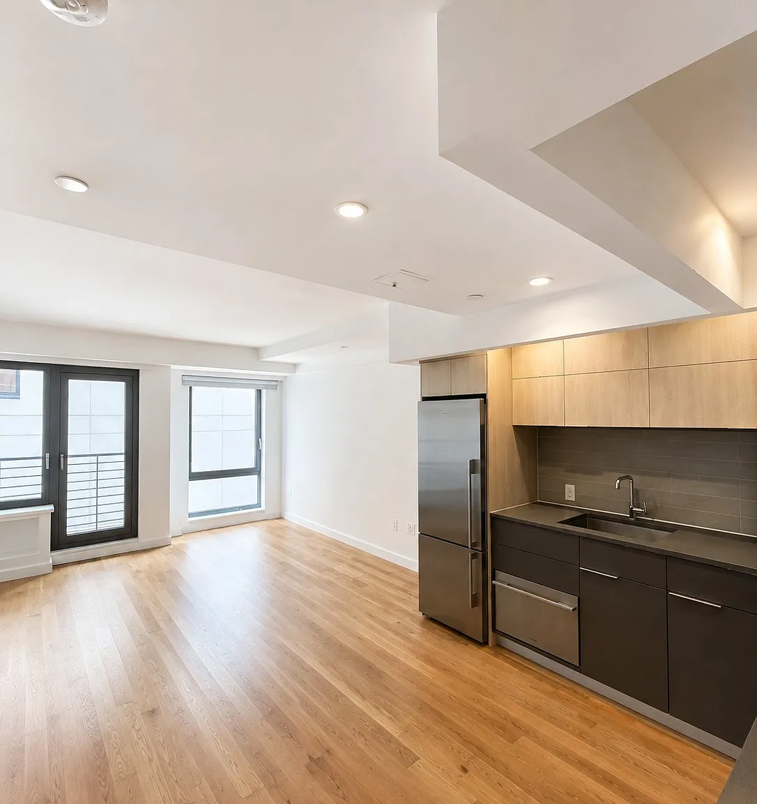 500 Sterling Place — Photo 4
