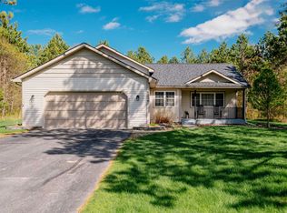8224 Mapleleaf Dr, Traverse City, MI 49684