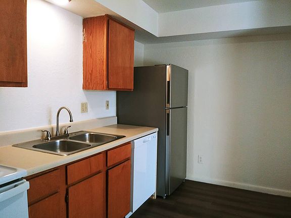 2nd image of 2300 N 20th Pl #2325-4