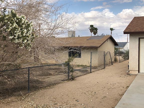3rd image of 5559 Mariposa Ave