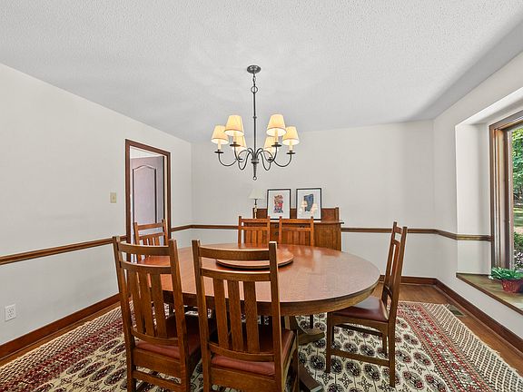 5th image of 101 Stoneridge Dr