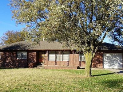 37 Sunset Dr, Phillipsburg, KS, 67661