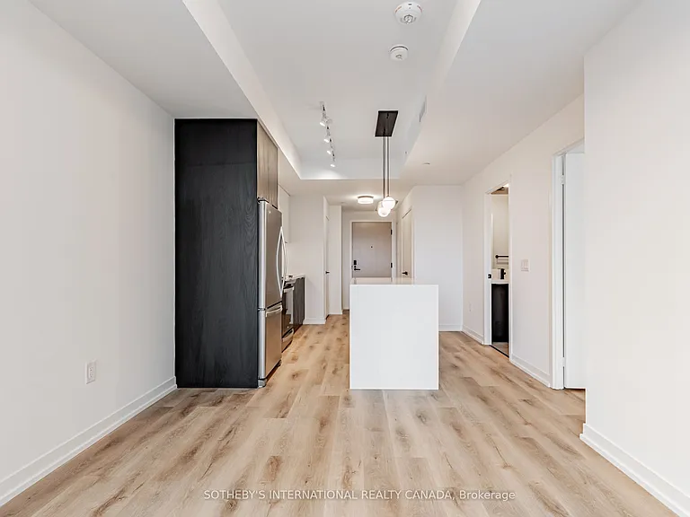 5 York Rd #505 — Photo 7
