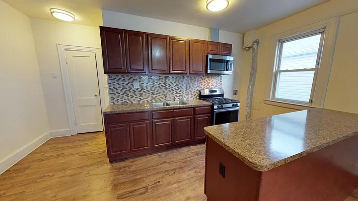 Sold by Behfar Team LLC | media 20