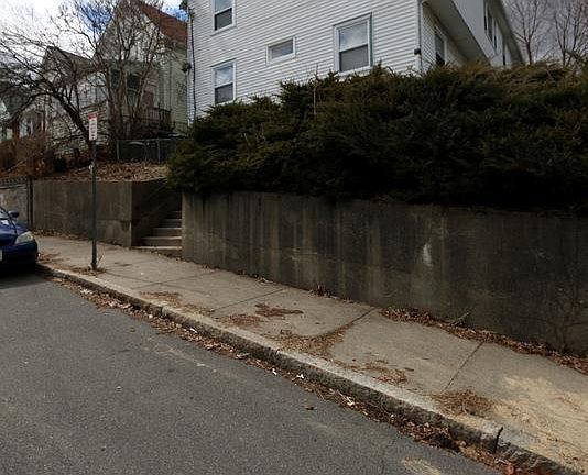 3rd image of 94 Moreland St #3