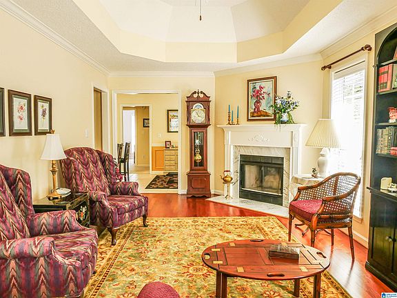 4th image of 1037 Wyndham Ln