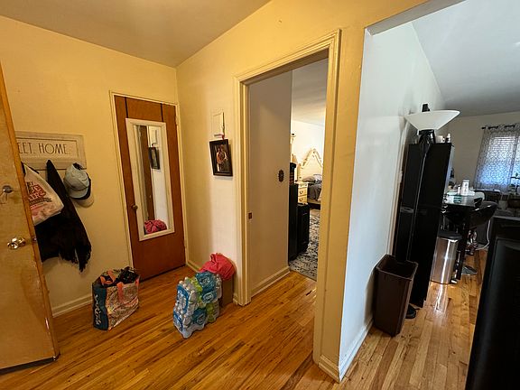 5th image of 21-30 33rd Ave #1R