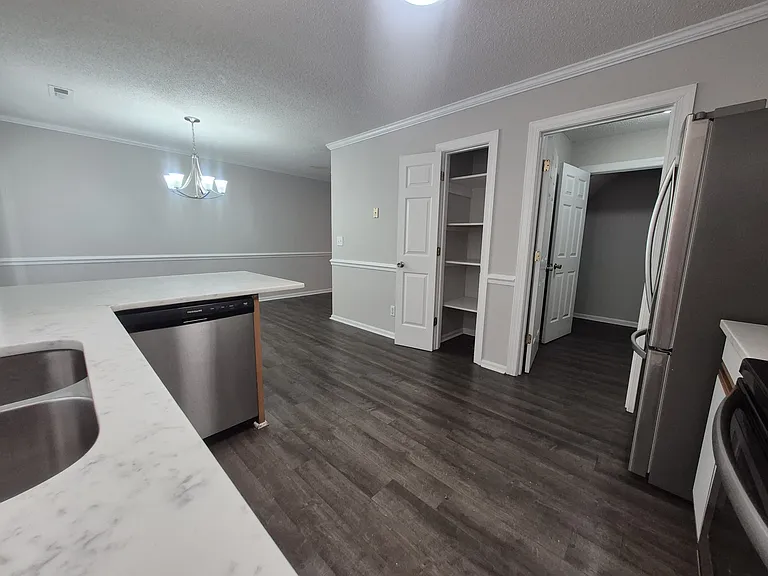 2909 A Cedar Creek Rd — Photo 6