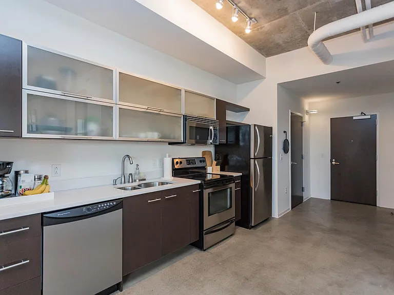 2115 Yeaman Pl #636 — Photo 33