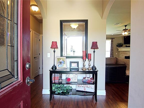 4th image of 4404 SE 39th Cir