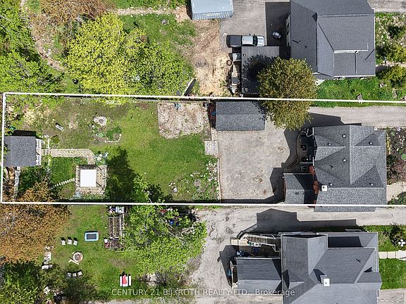2nd image of 80 Coldwater Rd W