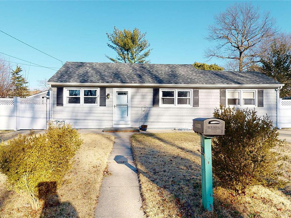1st image of 21 Audrey Ln
