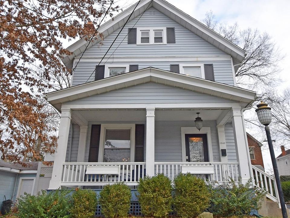 1st image of 1342 Paxton Ave