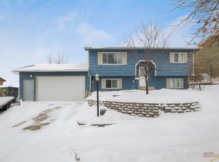 1601 Plateau Ln, Rapid City, SD 57703