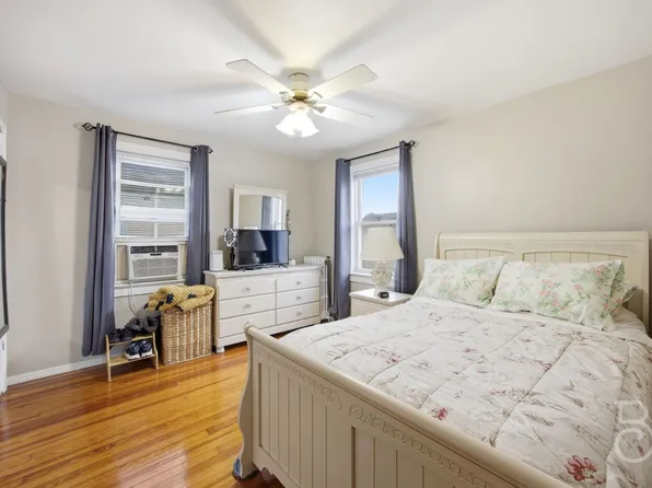 38-22 Clearview Expressway image 15 of 24