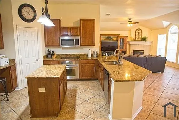 3713 Tulip Tree Dr — Photo 17