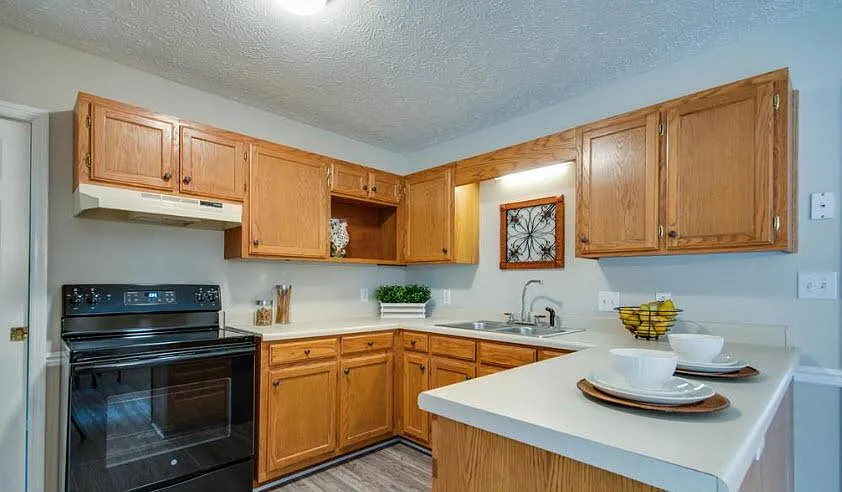3 bed, 1581 sqft, $2,050 — Photo 4