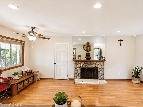 5th image of 10215 Ashdale St