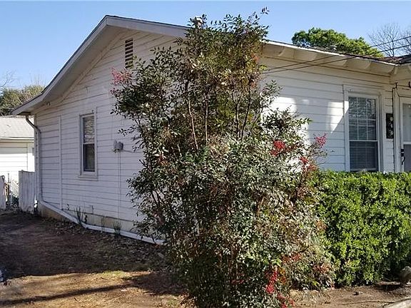 3rd image of 2403 Pecandale Dr