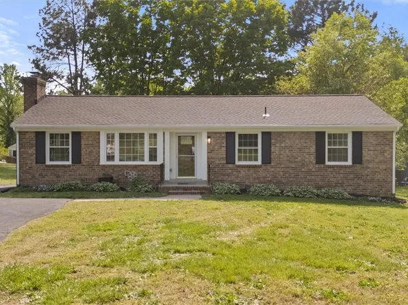 10431 Seacliff Ln, North Chesterfield, VA 23236