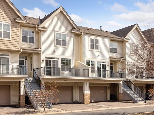 8026 Magnolia Ln N, Maple Grove, MN 55369