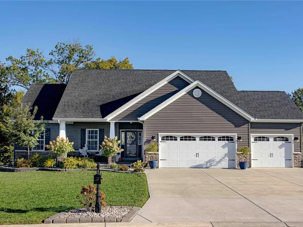 211 Box Car Dr, Troy, MO 63379