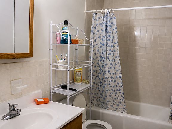 4th image of 180 Mountain Ave APT 23