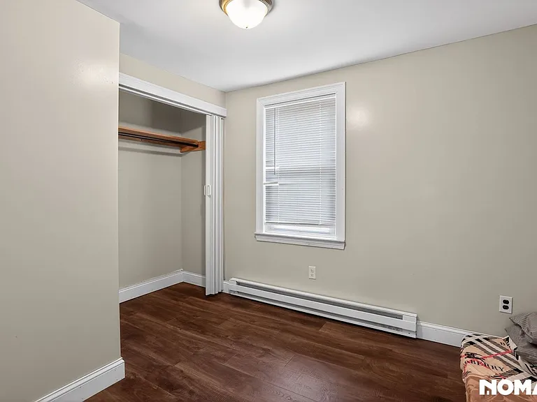 38 Prescott St — Photo 8