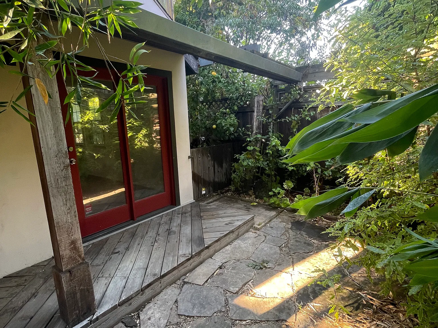 1212 Burnett St — Photo 2