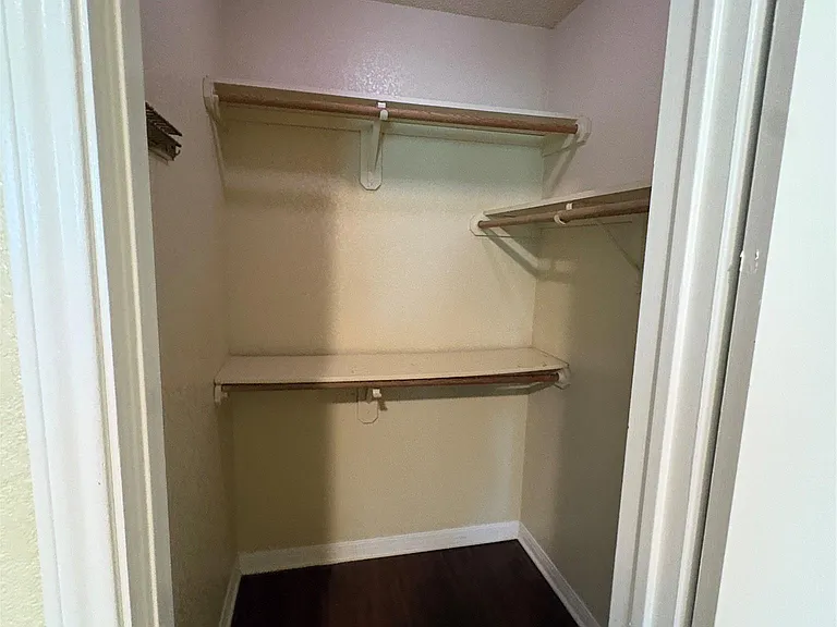 2309 Pena Cv — Photo 13