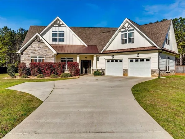 120 Gadson Dr, Fayetteville, GA 30214