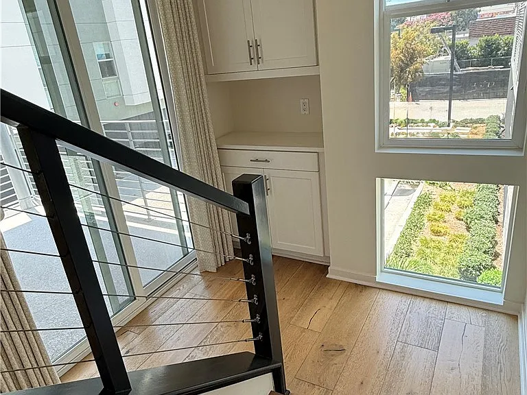 1527 Sullivan Ave — Photo 34