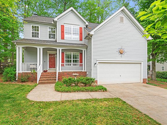 3rd image of 2104 Woodbury Dr