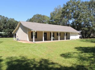 1721 Ceasar Rd, Carriere, MS 39426