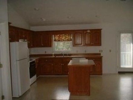 2nd image of 159 London Ridge Rd