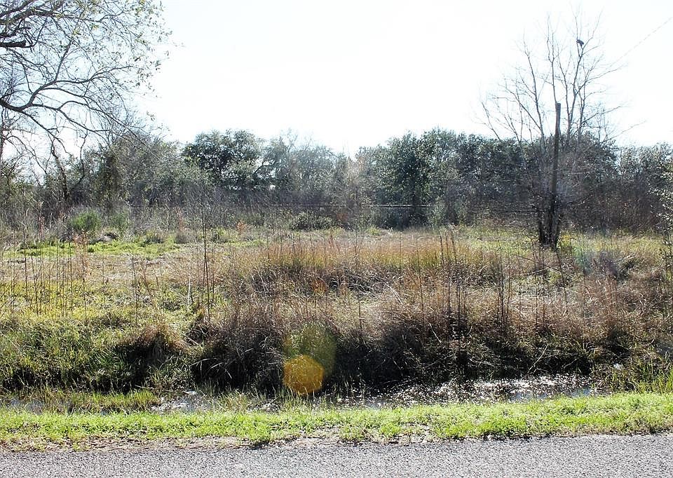 1st image of 15605 Highway 6