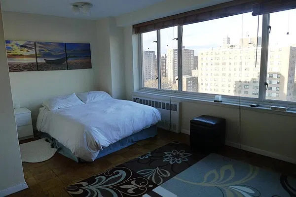 Rented by Corcoran | media 41