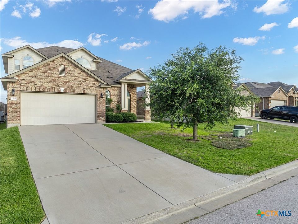1st image of 1320 Kiskadee Branch Dr
