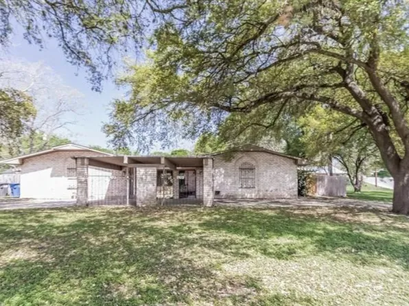 203 Sunnyland Dr, San Antonio, TX 78228